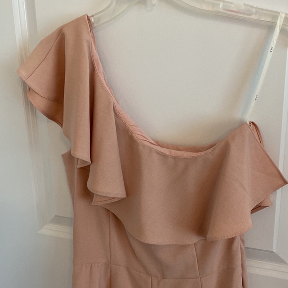 Adorable One Shoulder Romper NWT - Picture 13 of 16